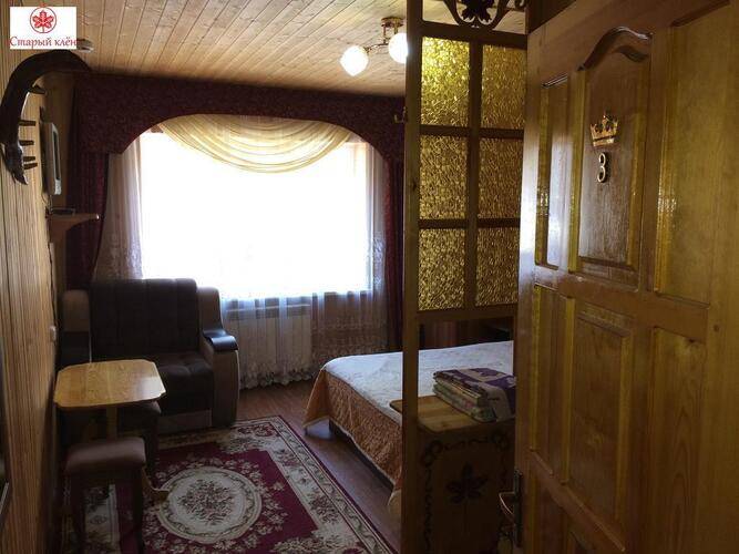 Отель Старый Клен