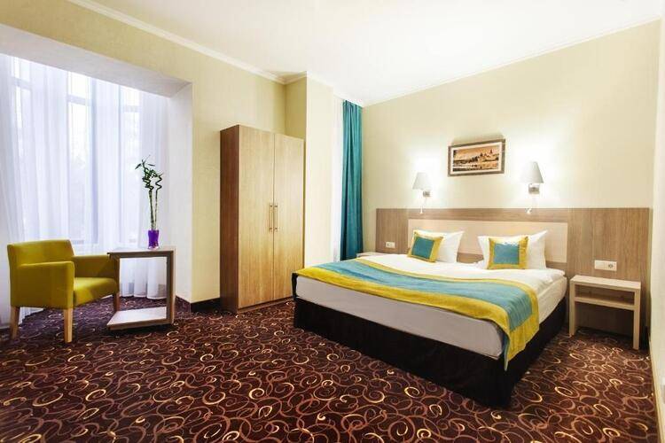 City & Business Hotel