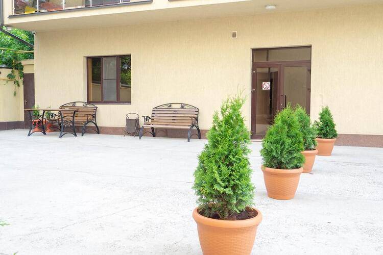 Gold Star Hotel