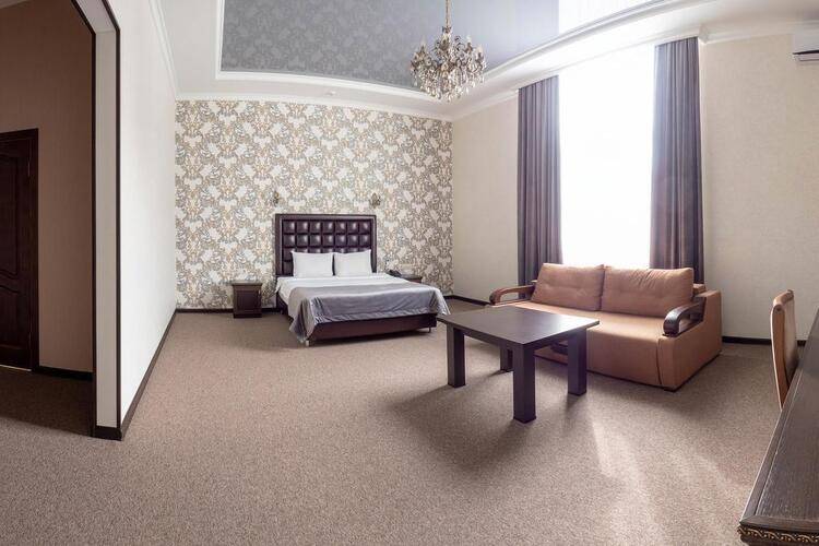 Gold Star Hotel
