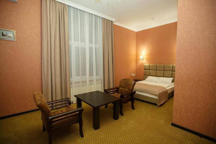Gold Star Hotel
