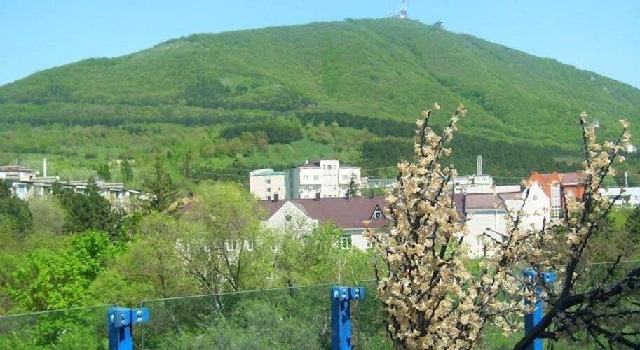 Golden Hotel