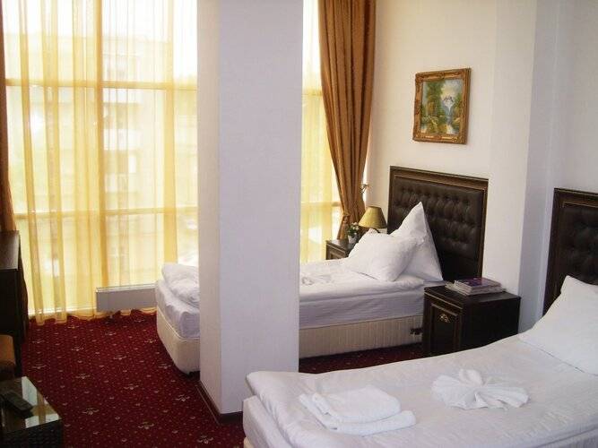 Golden Hotel