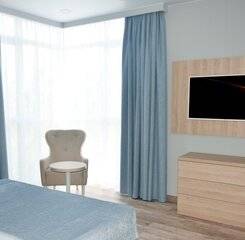 $item['hotel']['name']