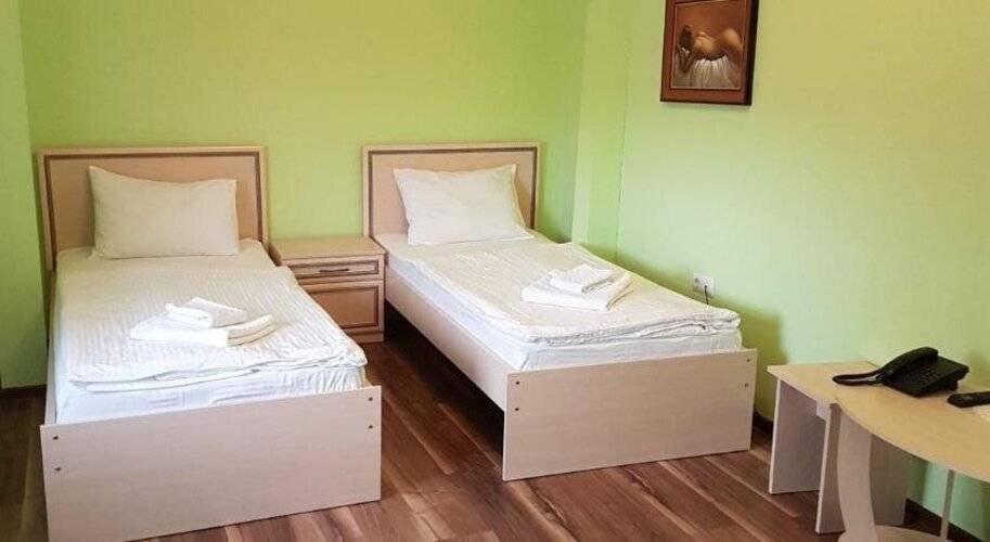 Отель Золотая Ночь