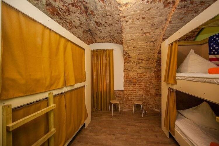 Proloft Hotel & Hostel