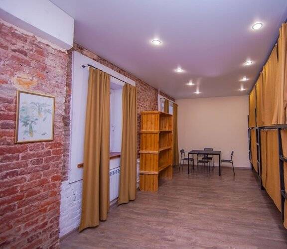 Proloft Hotel & Hostel