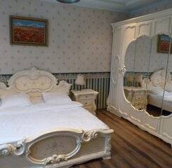 $item['hotel']['name']
