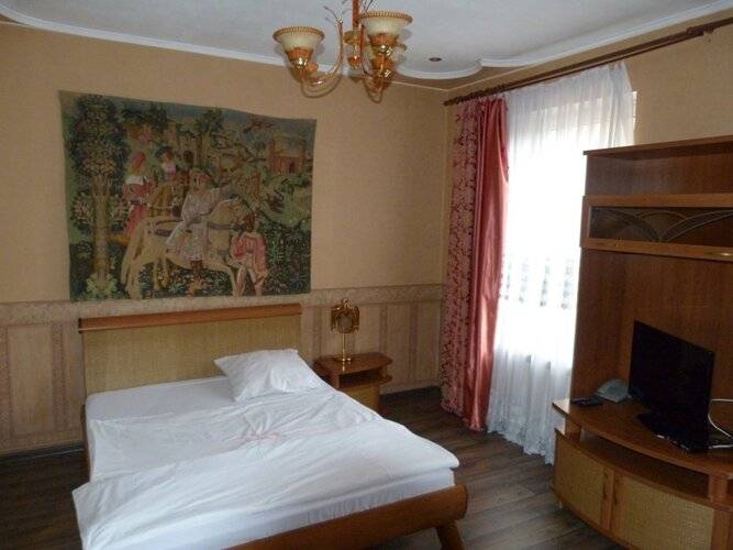 Старый Дворик
