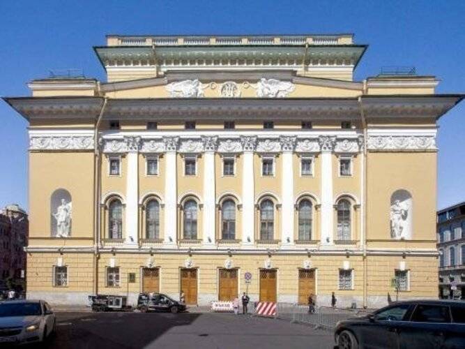 Друзья У Гостиного Двора
