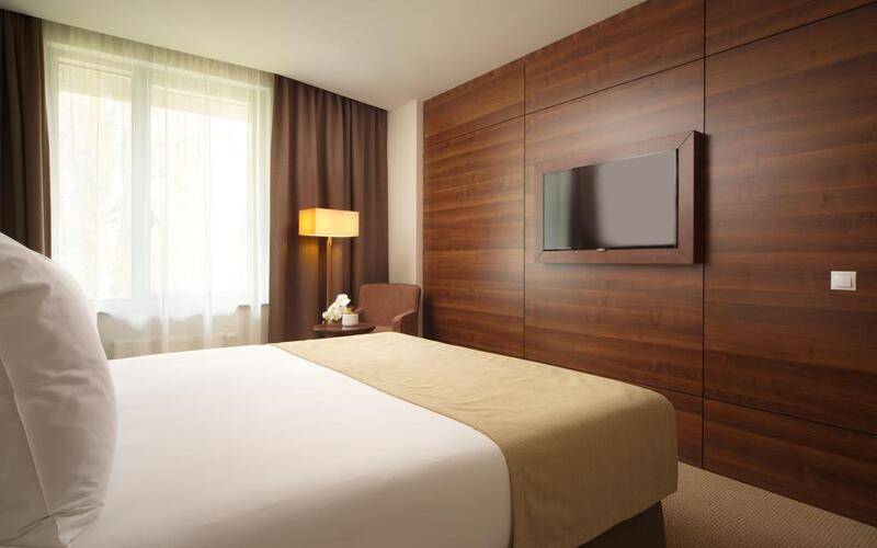 Parklane Resort And Spa