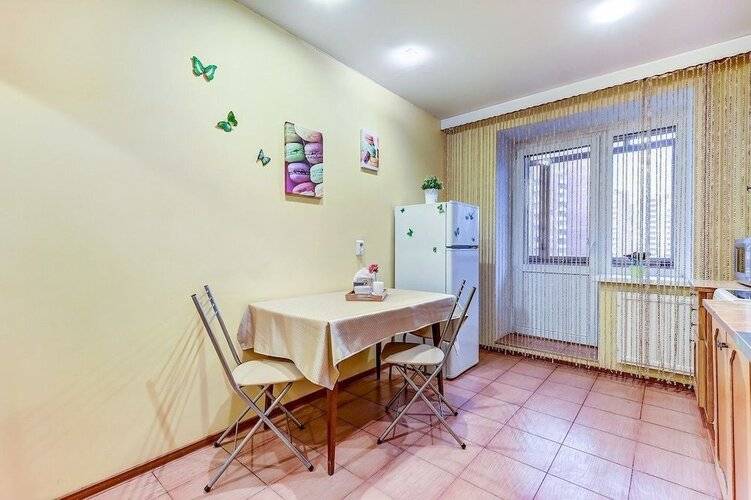 Веста На Савушкина 128