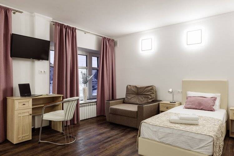 Bon Voyage Hotel
