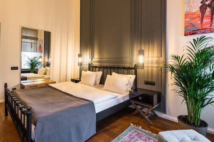F12 Apartments