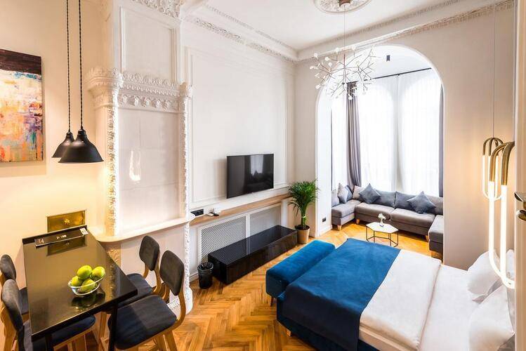 F12 Apartments