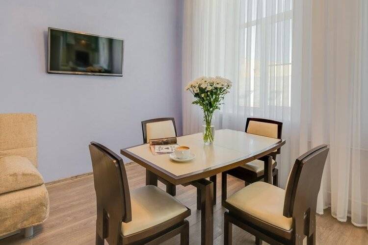 Welcome Home На Рубинштейна 9