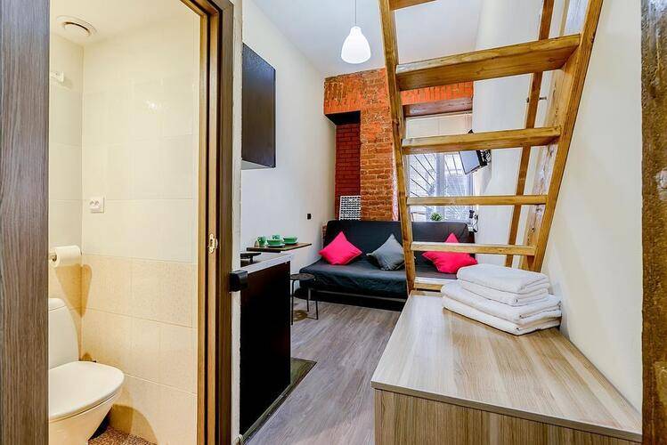 Piter Palace Emerald Apartments
