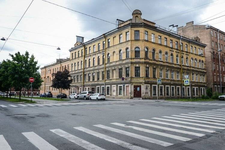 Отель Рузофф