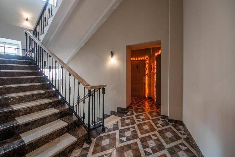 Agent Flat Apartment