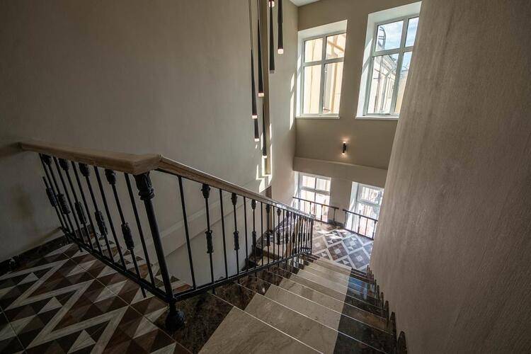 Agent Flat Apartment