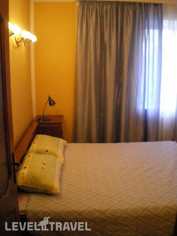 Отель Апартаменты Театральная 33 — Калининград, Россия