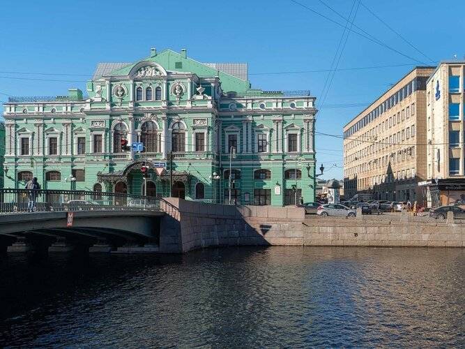 Отель Друзья На Фонтанке