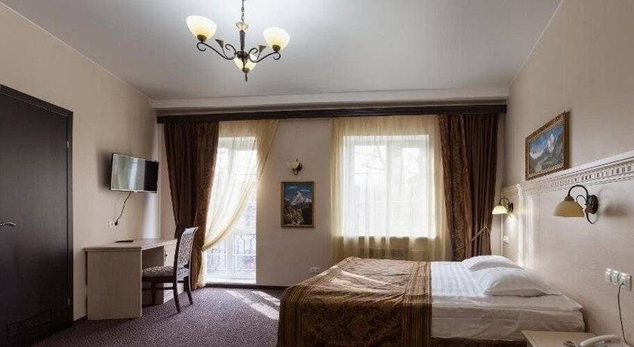 Гостиница Гатчина