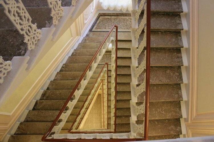 Отель Лион