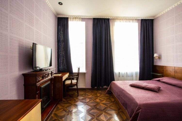 Отель Лион