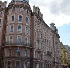 $item['hotel']['name']