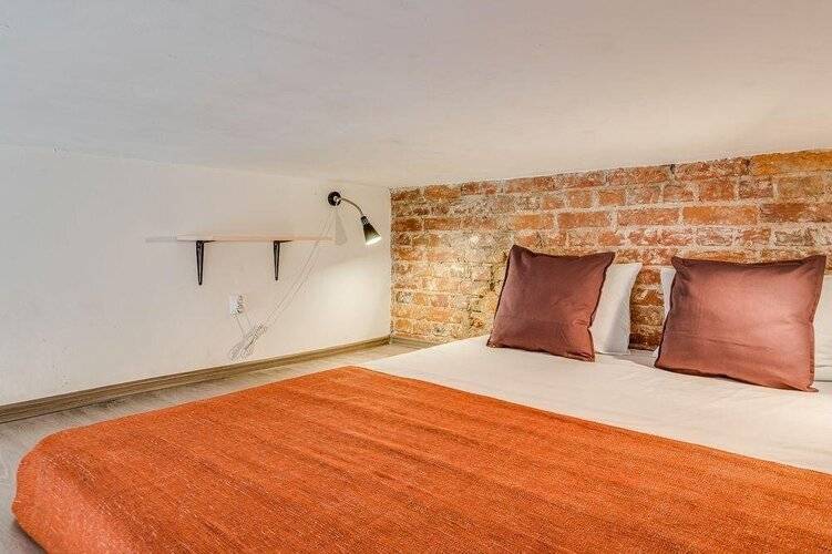 Апарт-Отель Kiona Loft (Киона Лофт)