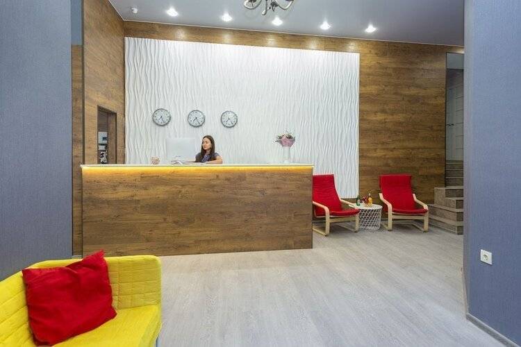 Hotel 812