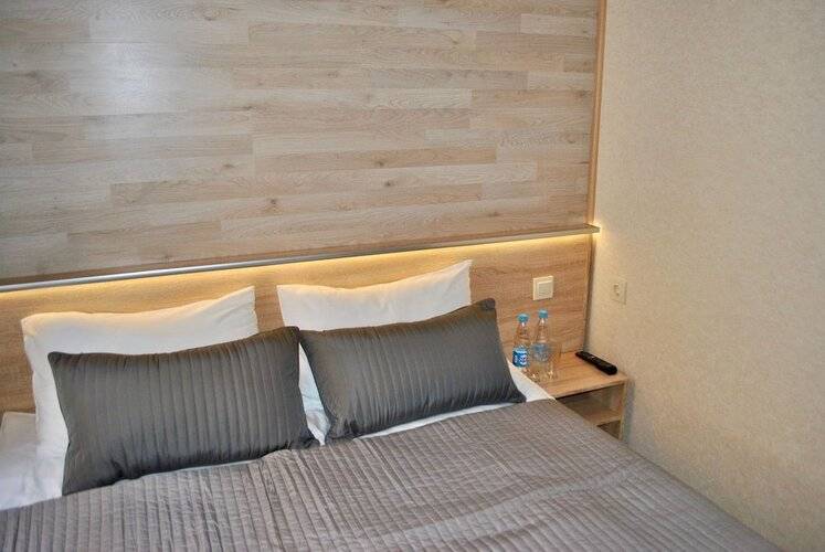 Hotel 812