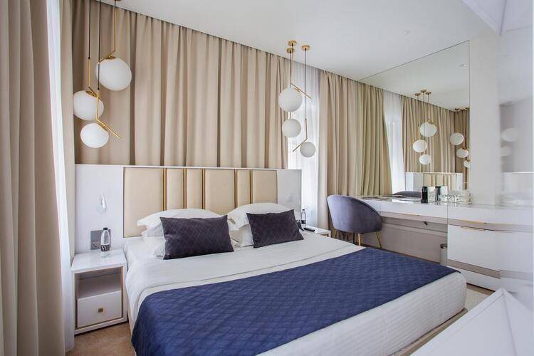 V Hotel Тверская