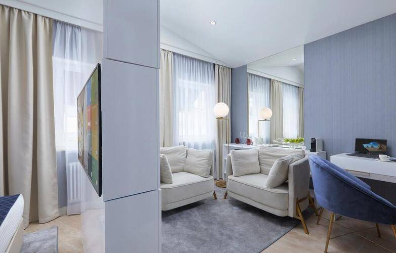 V Hotel Тверская