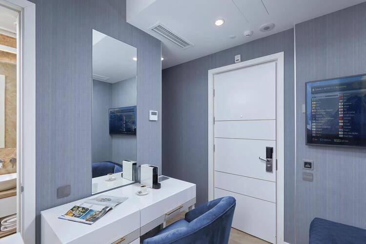 V Hotel Тверская