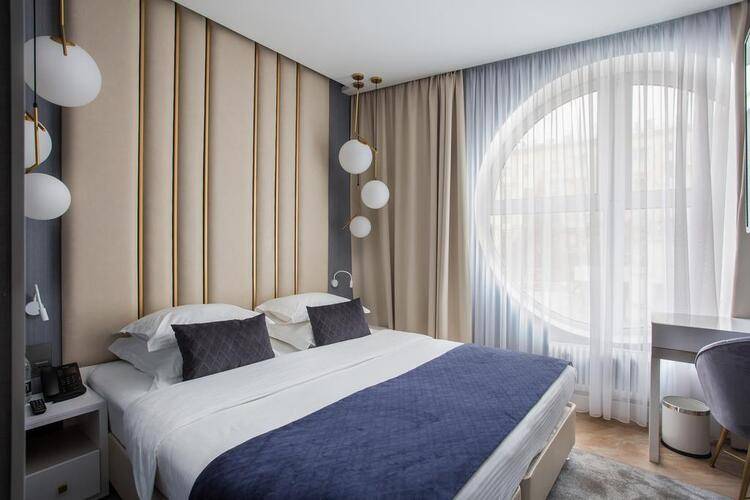 V Hotel Тверская