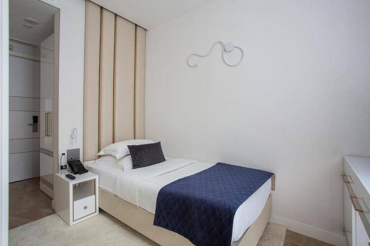 V Hotel Тверская