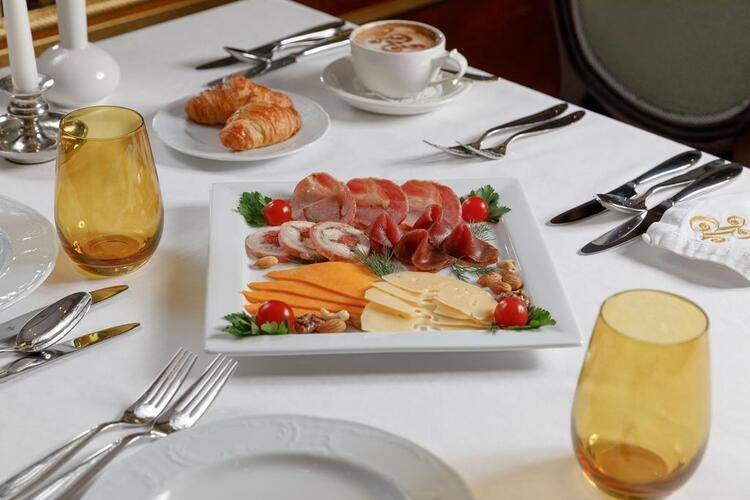 Tsar Palace Luxury Hotel & Spa