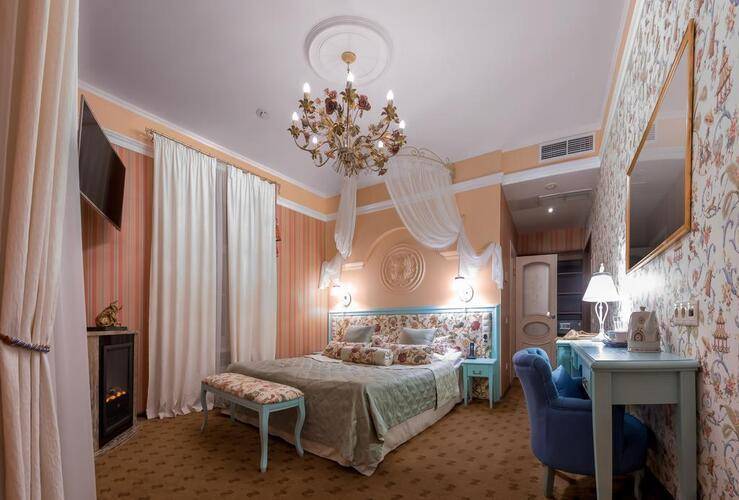 Трезини Арт-Отель (Trezzini Art Hotel)