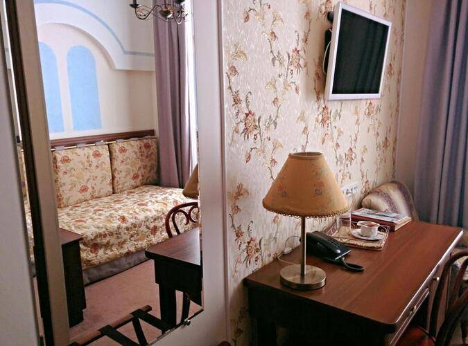 Трезини Арт-Отель (Trezzini Art Hotel)