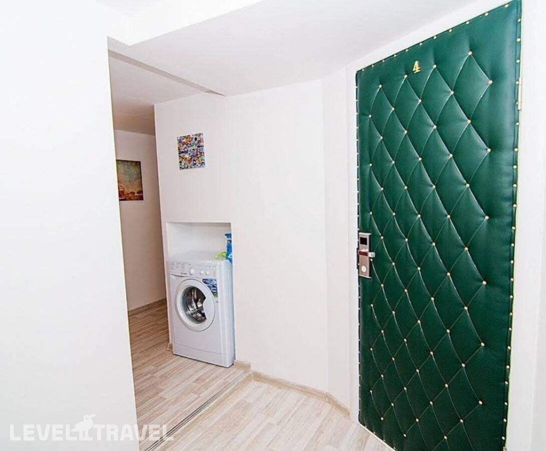 Изображение отеля 8