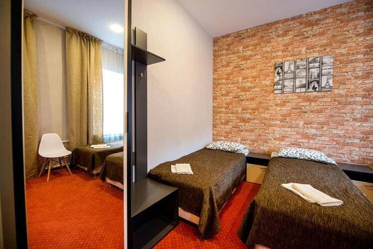 Три Реки (Three Rivers Hotel)