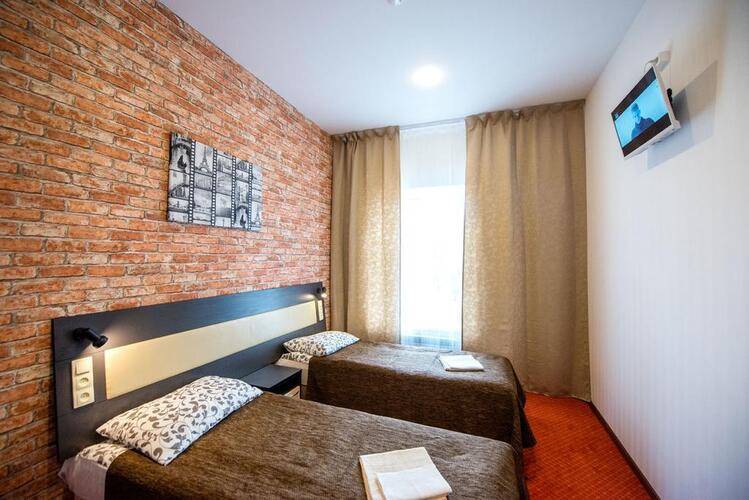 Три Реки (Three Rivers Hotel)