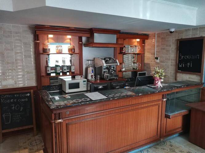 Три Реки (Three Rivers Hotel)