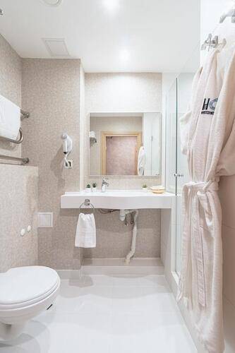 Харбор Клуб Отель (Harbor Club Hotel)