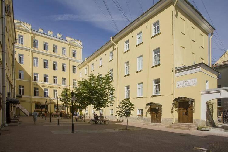 Невский Капсульный Отель (Nevsky Capsule Hotel)
