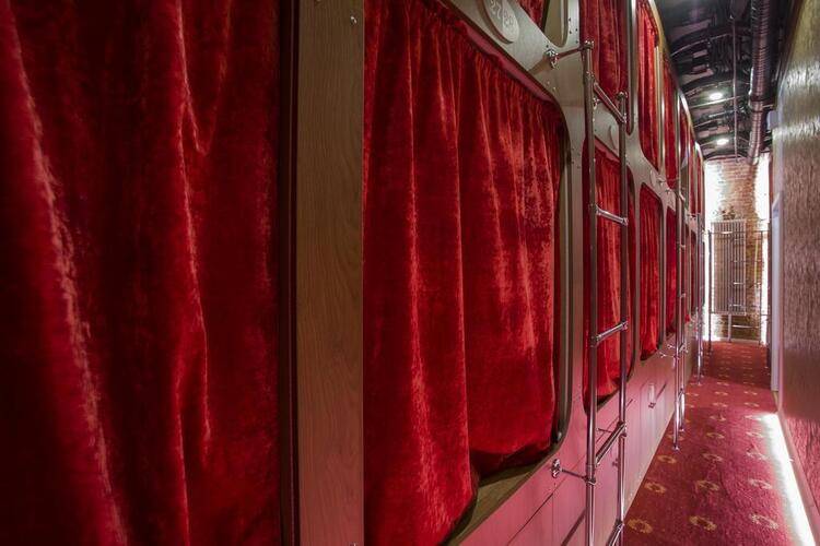 Невский Капсульный Отель (Nevsky Capsule Hotel)