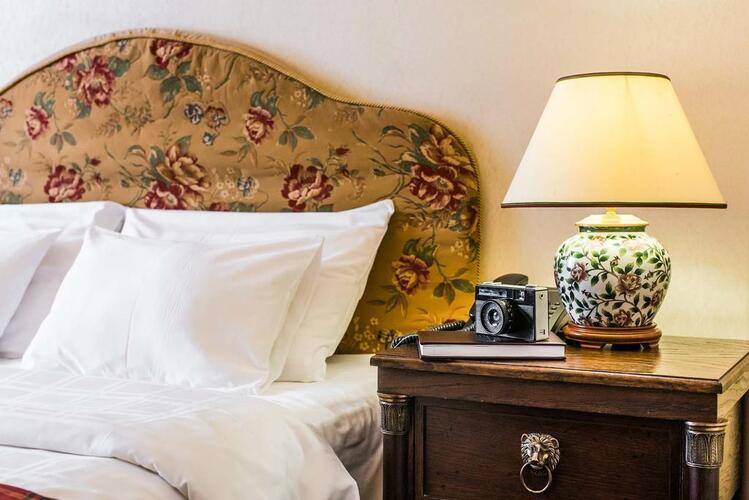 Lancaster Court Hotel (Ланкастер Корт Отель)