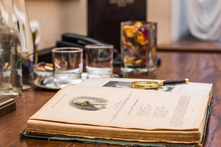 Lancaster Court Hotel (Ланкастер Корт Отель)